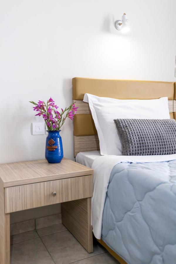 Aparthotel Banana Moon Adelianos Kampos Zewnętrze zdjęcie